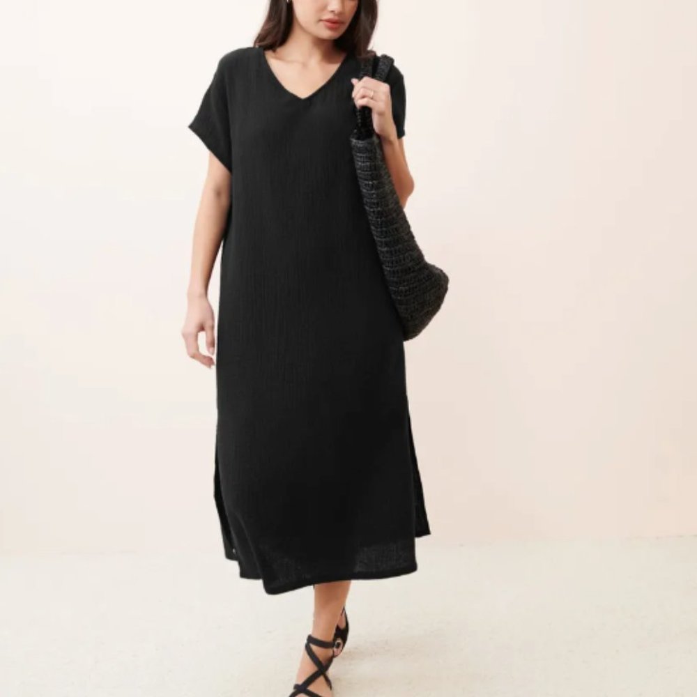Jenni Kayne Cypress Caftan Dress.